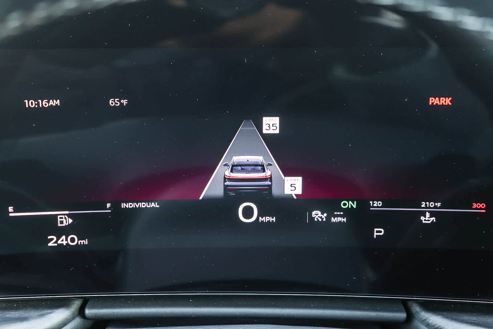 Used 2025 Audi Q5 Premium w/ Convenience Package image 32