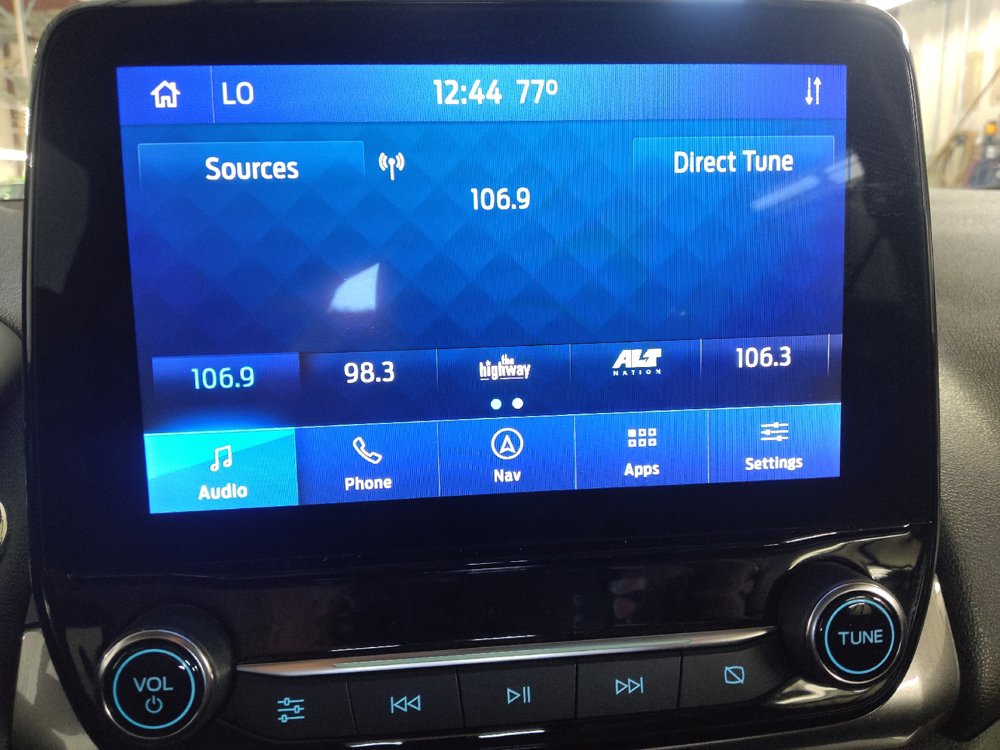 Used 2020 Ford EcoSport SE w/ SE Convenience Package FWD image 25