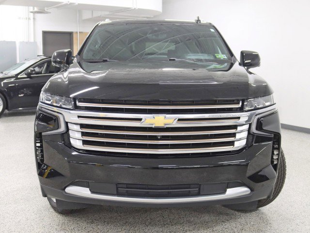 Used 2021 Chevrolet Suburban High Country w/ Premium Package image 8