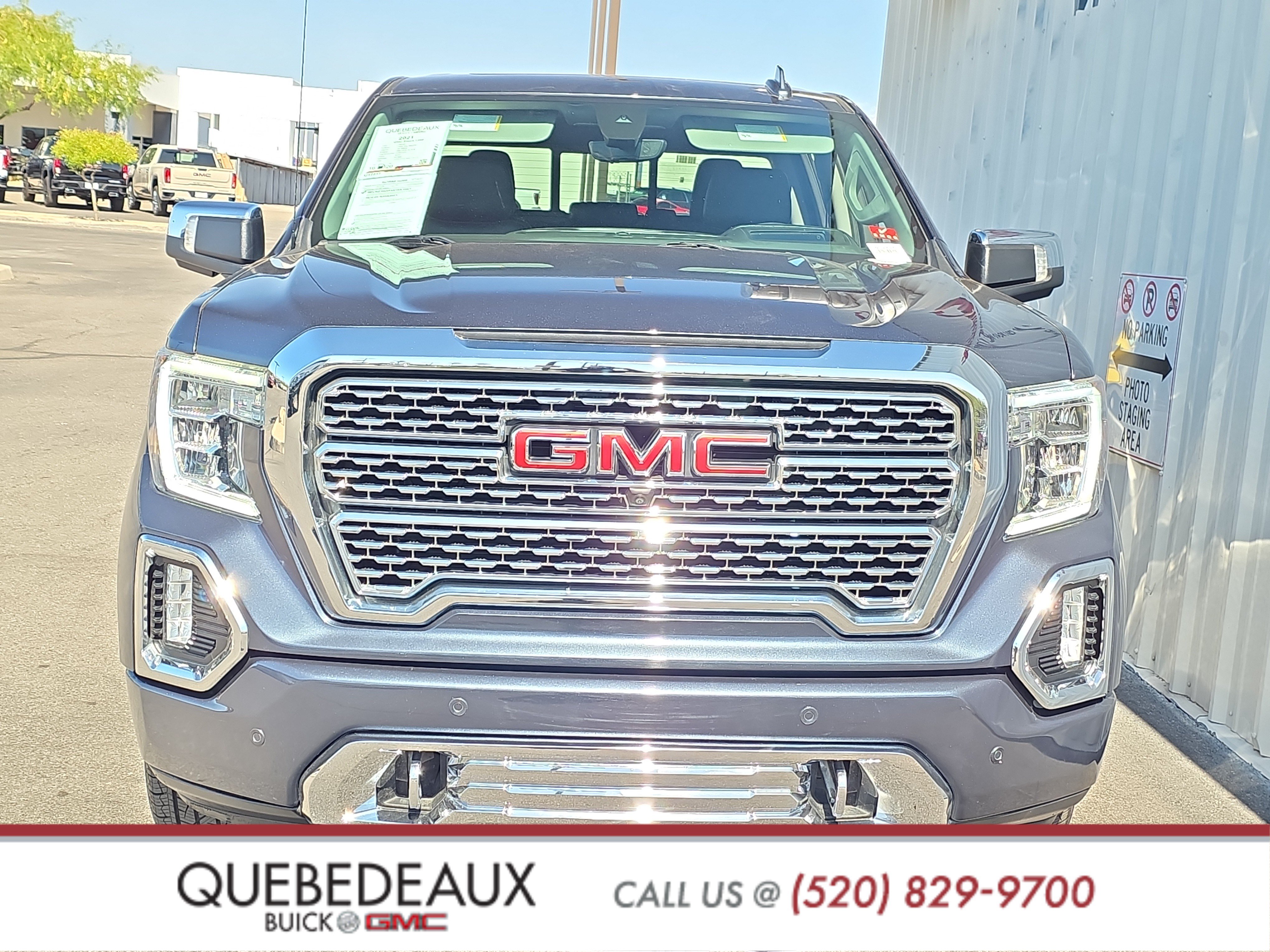 Used 2021 GMC Sierra 1500 Denali w/ Denali Ultimate Package AWD/4WD image 2