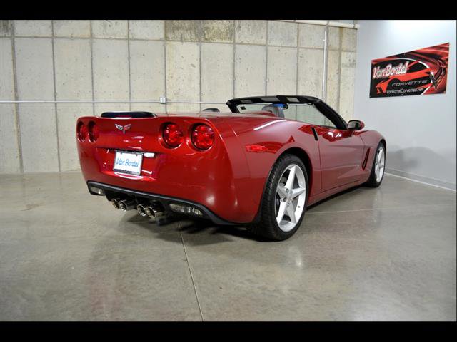 Used 2013 Chevrolet Corvette Convertible RWD image 7