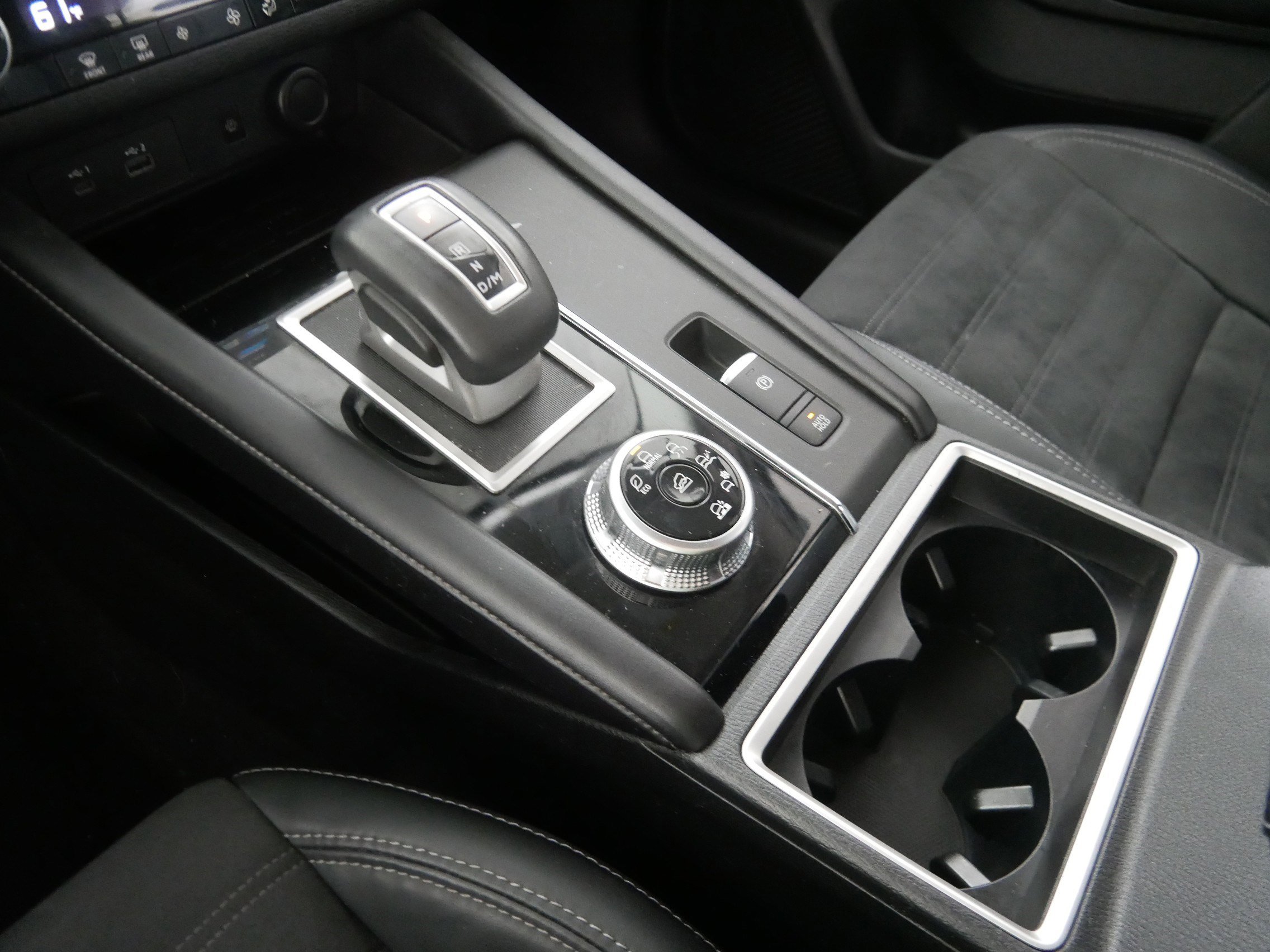 Used 2022 Mitsubishi Outlander SE image 24