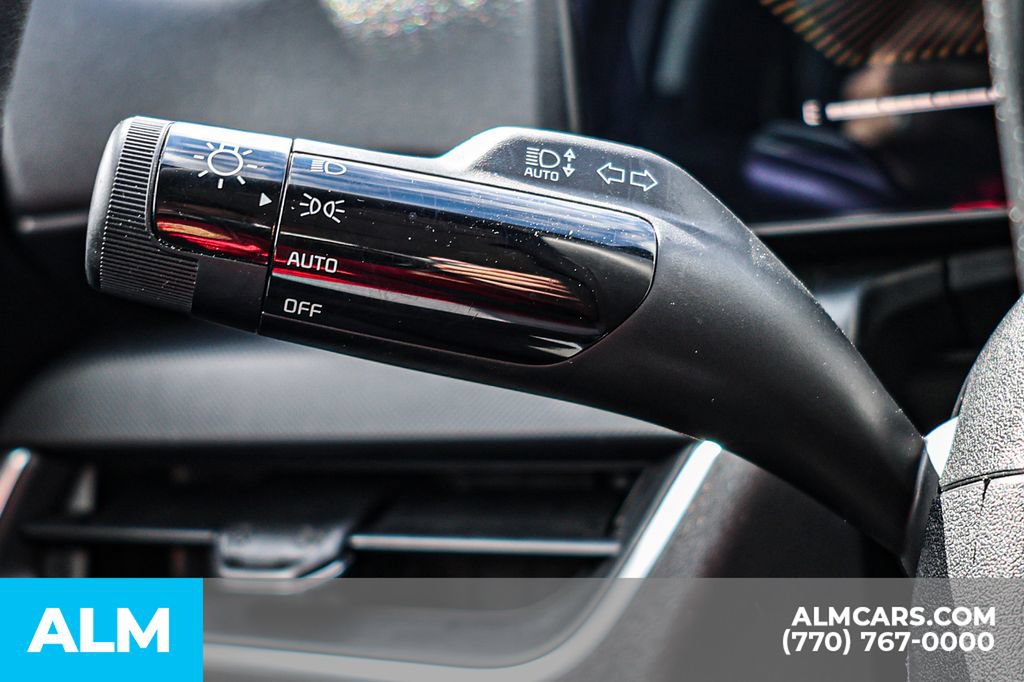 Used 2025 Kia K4 FWD image 31
