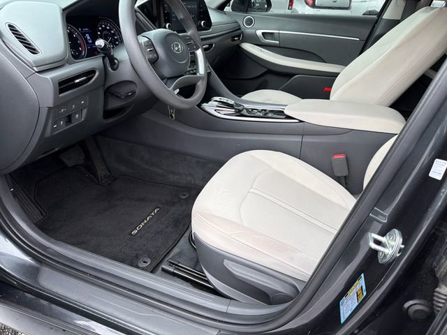 Used 2023 Hyundai Sonata SE image 9