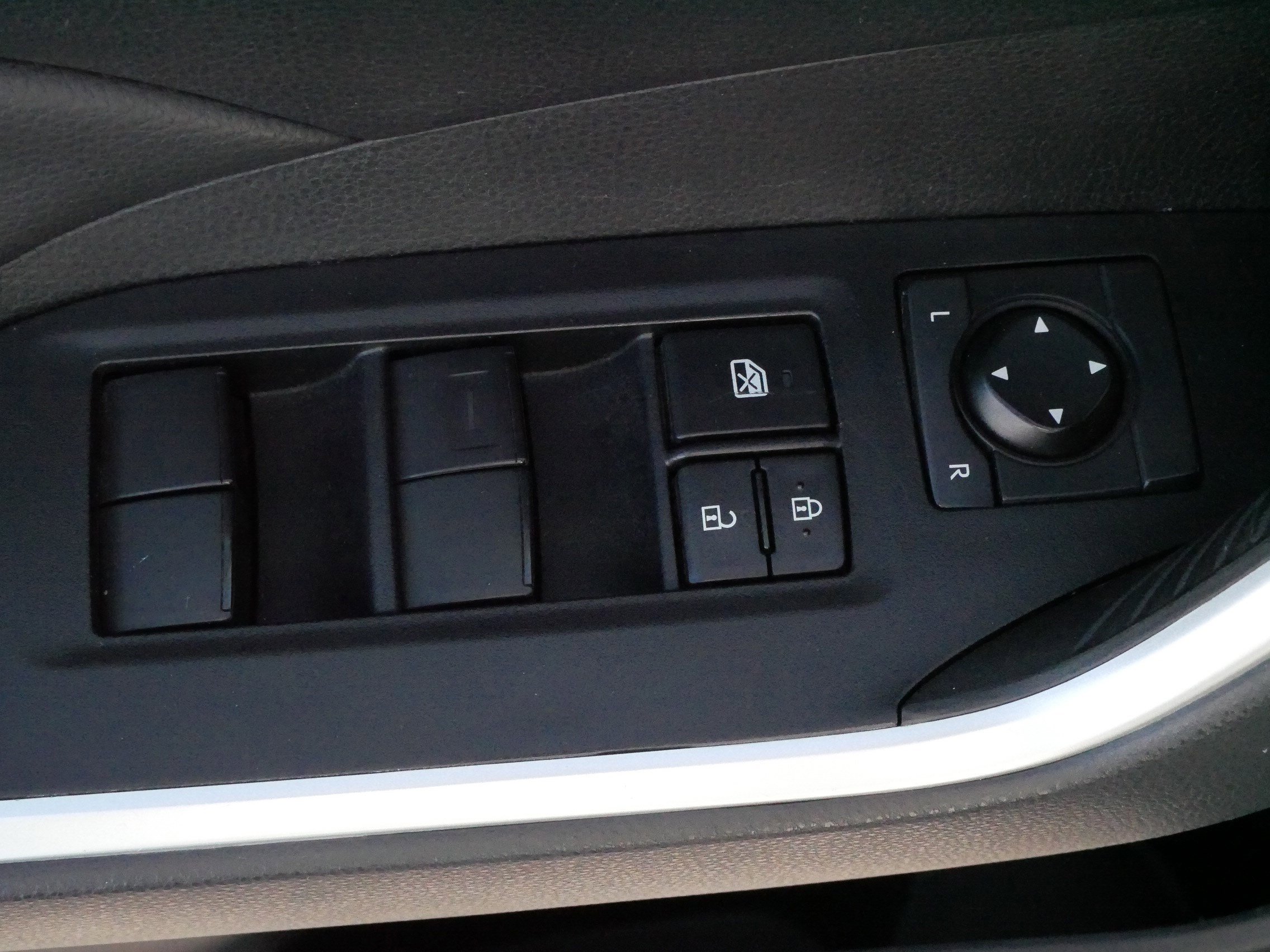 Certified 2024 Toyota RAV4 LE image 19