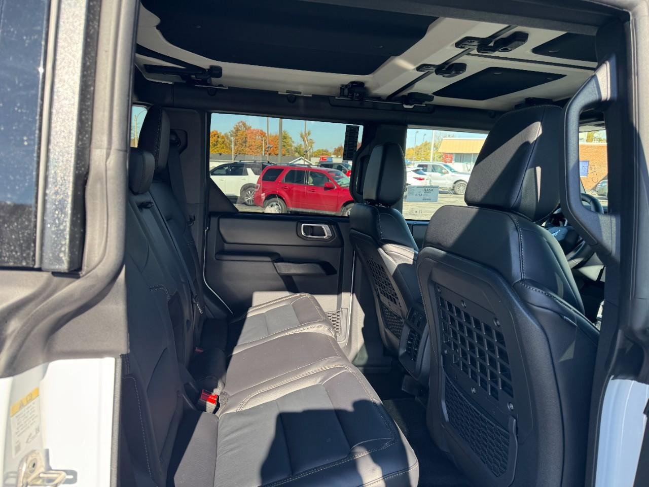 New 2025 Ford Bronco Badlands image 5