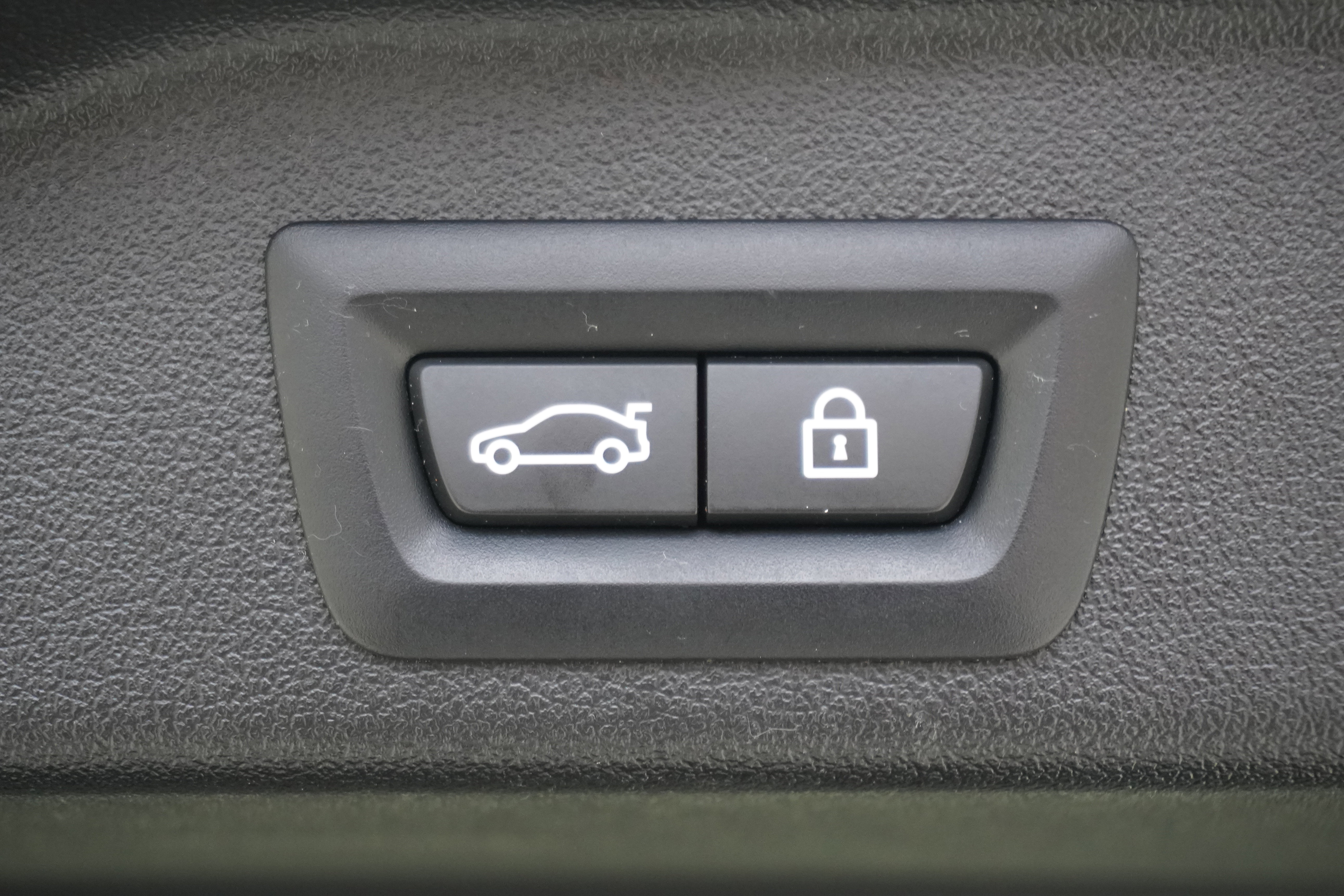 Used 2022 BMW X5 sDrive40i w/ Parking Assistance Package image 31