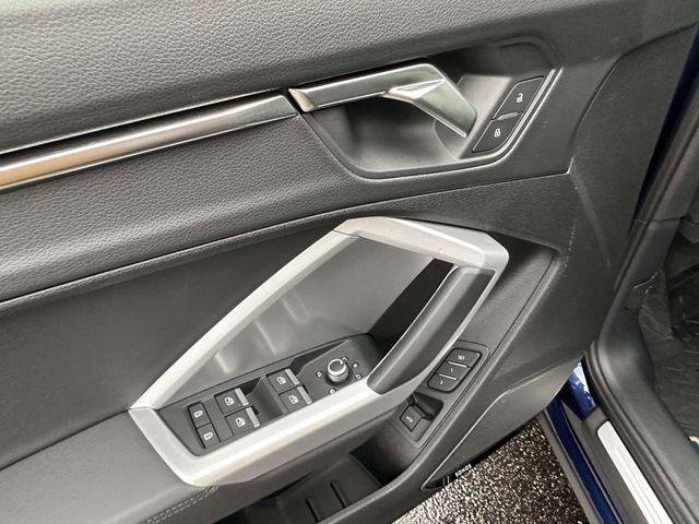 Certified 2025 Audi Q3 2.0T Premium w/ Convenience Plus Package AWD/4WD image 21