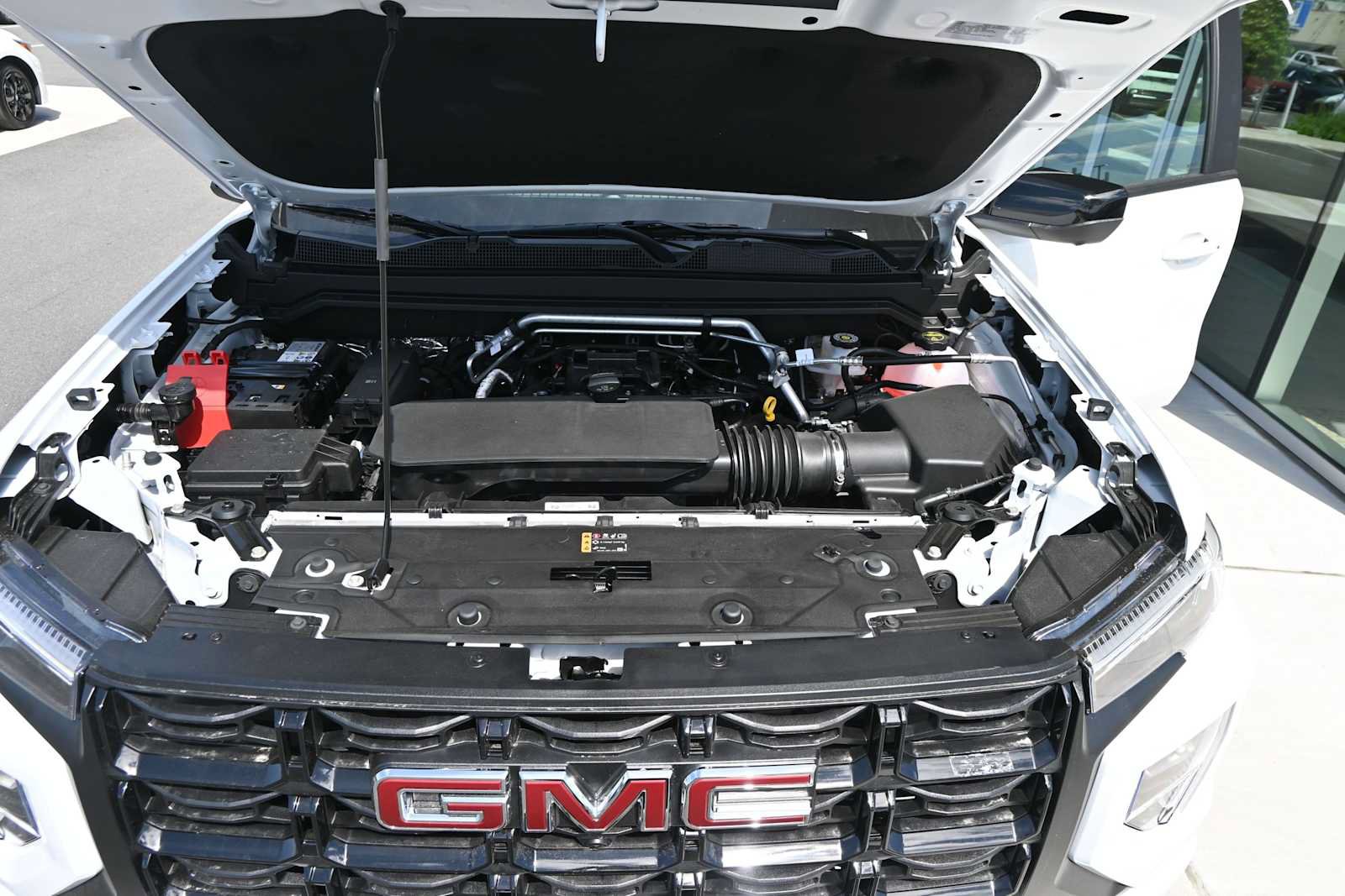 Used 2026 GMC Canyon Elevation w/ Technology Package RWD image 26