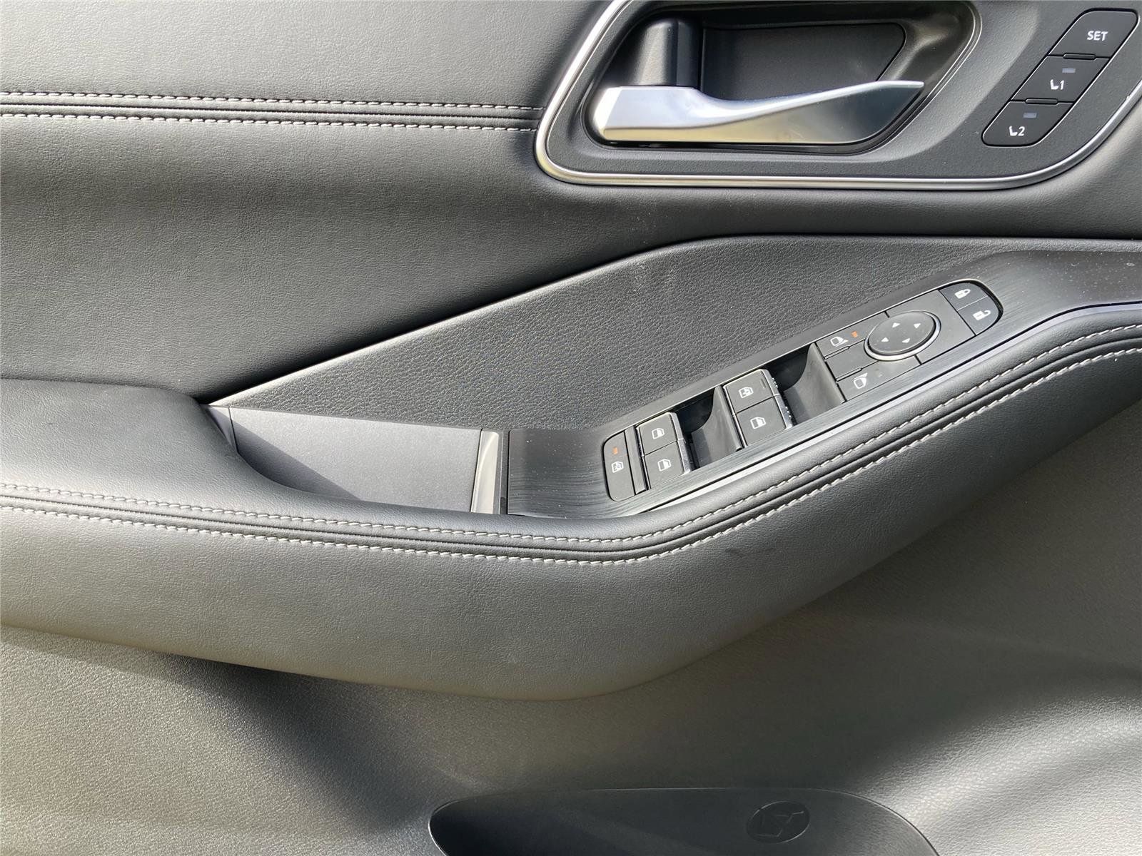 New 2026 Nissan Rogue Platinum w/ Platinum Premium Package image 27