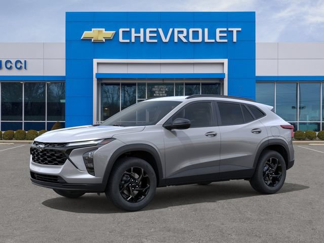 New 2026 Chevrolet Trax LT w/ Driver Confidence Package FWD image 2