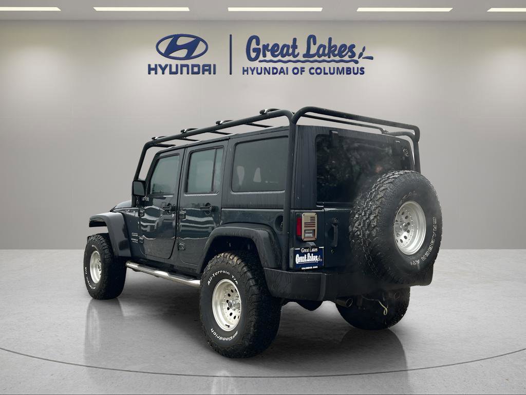 Used 2017 Jeep Wrangler Unlimited Sport AWD/4WD image 3