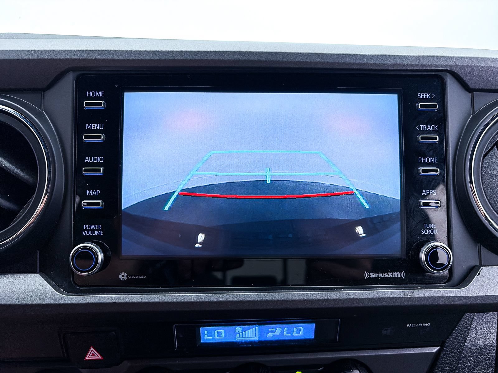 Used 2023 Toyota Tacoma TRD Sport AWD/4WD image 4