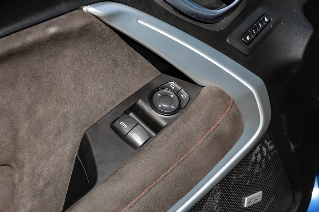 Used 2022 Chevrolet Camaro ZL1 RWD image 49