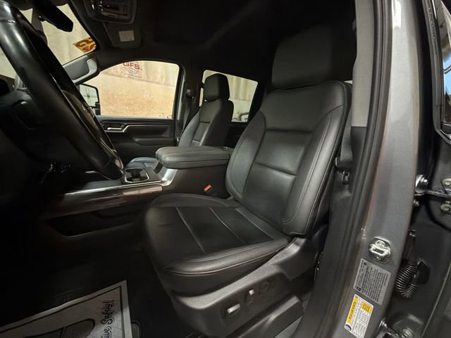 Certified 2025 Chevrolet Silverado 3500 LTZ w/ LTZ Premium Package image 11