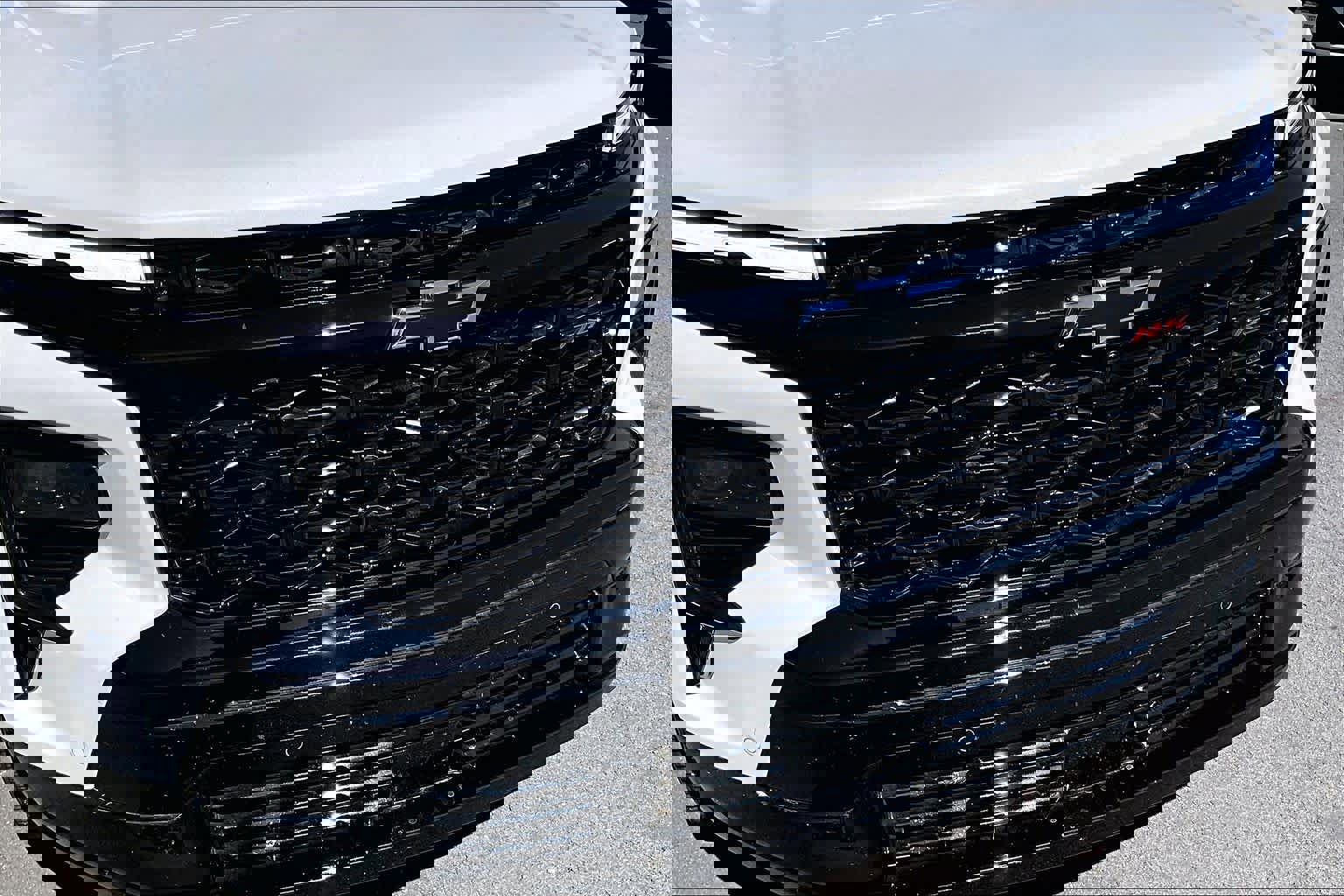 Used 2024 Chevrolet Traverse RS image 29