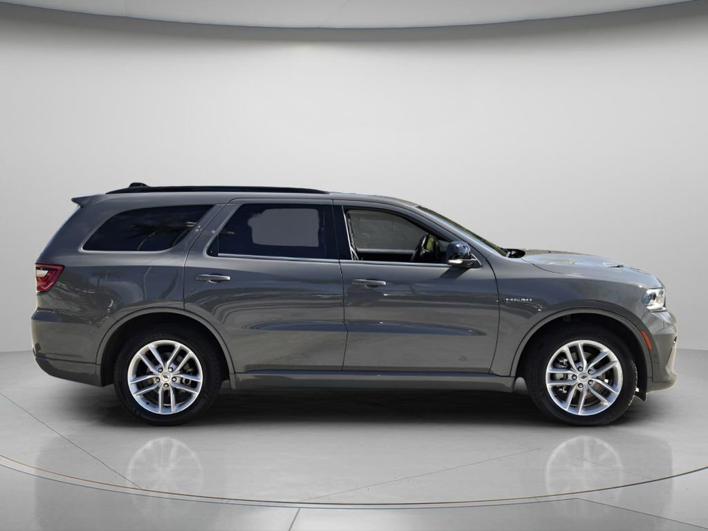 Used 2023 Dodge Durango R/T RWD image 3