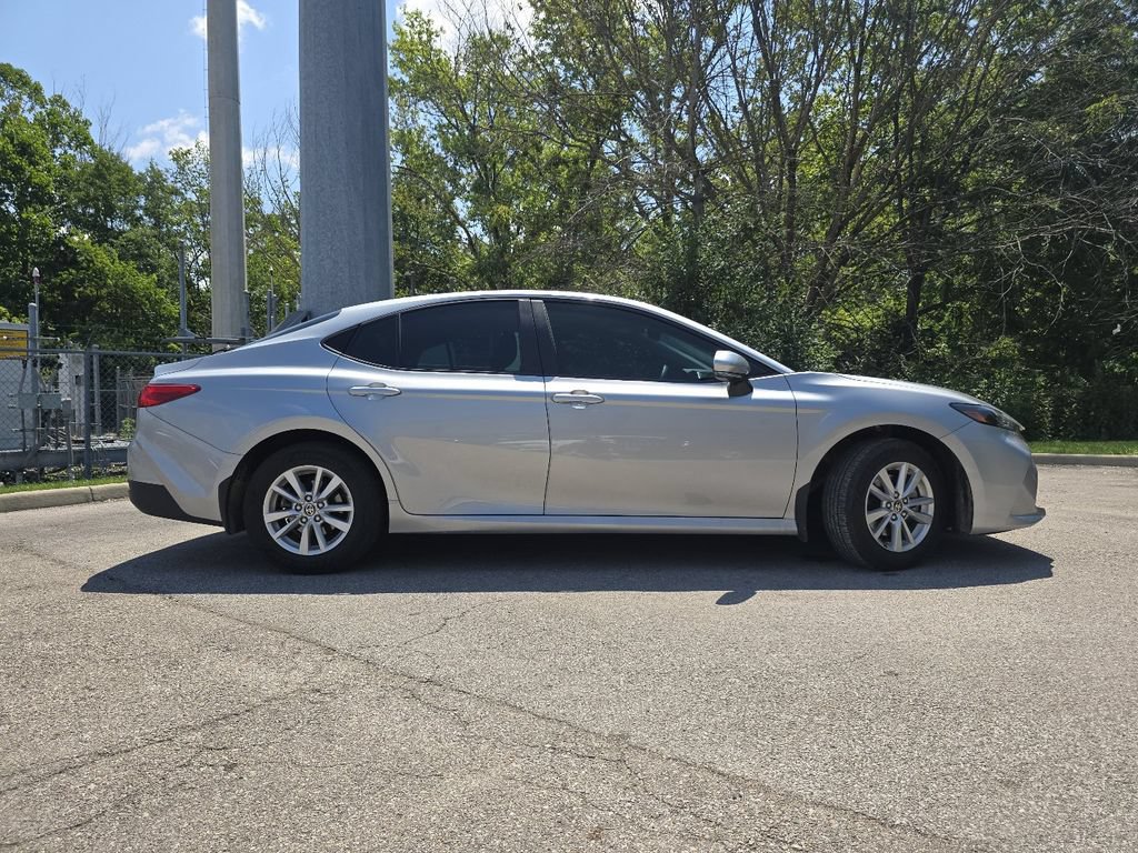 Used 2025 Toyota Camry LE w/ Convenience Package AWD/4WD image 15