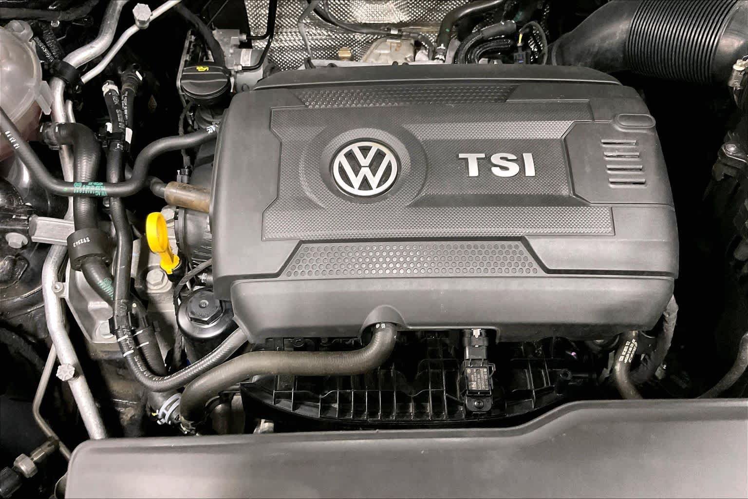 Used 2023 Volkswagen Atlas Cross Sport SE AWD/4WD image 32