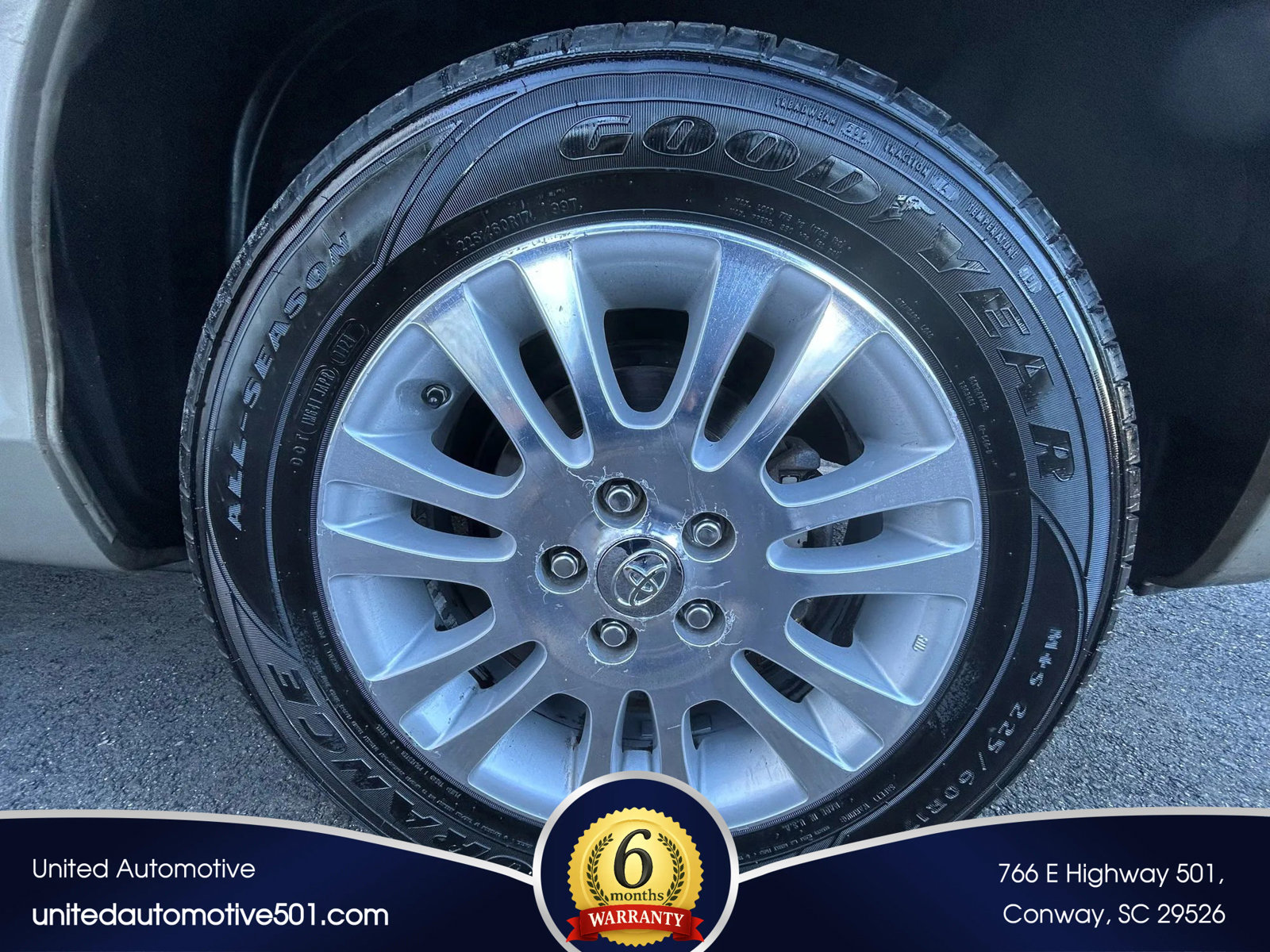 Used 2009 Toyota Sienna LE image 21