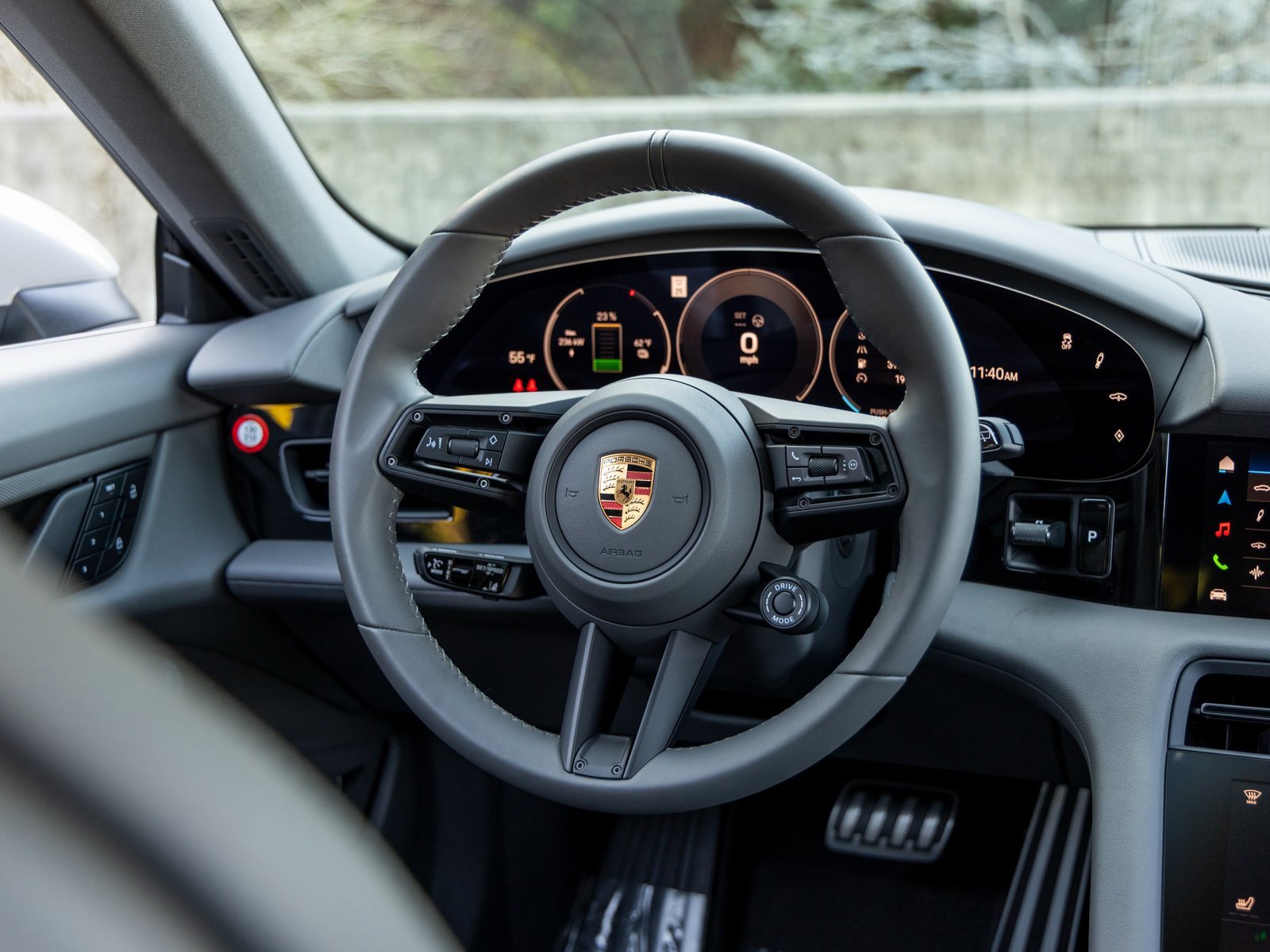 Used 2025 Porsche Taycan 4S image 42