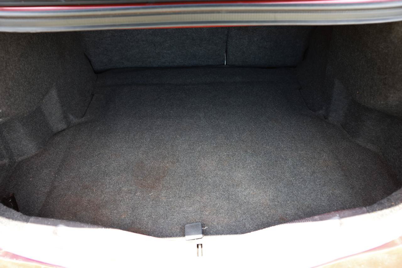 Used 2014 Ford Fusion SE w/ Equipment Group 202A FWD image 24