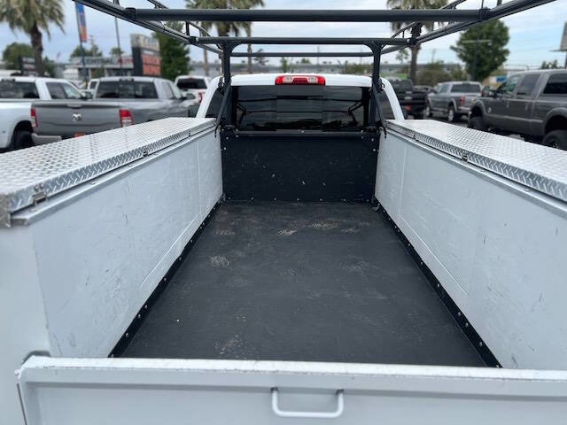 Used 2015 Chevrolet Silverado 2500 LT w/ LT Convenience Package image 19