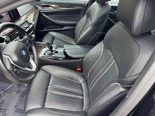 Used 2020 BMW 530i xDrive w/ Premium Package AWD/4WD image 10