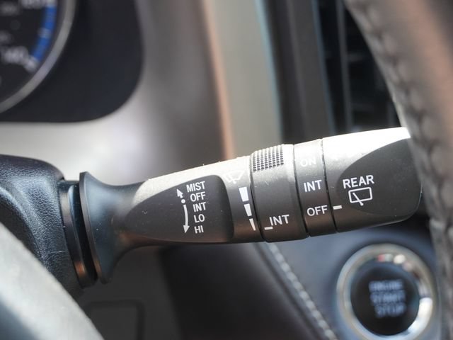 Used 2017 Toyota RAV4 Limited AWD/4WD image 31
