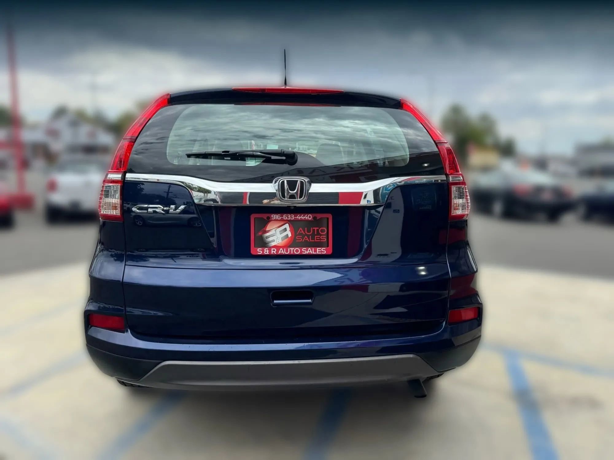 Used 2015 Honda CR-V LX image 4