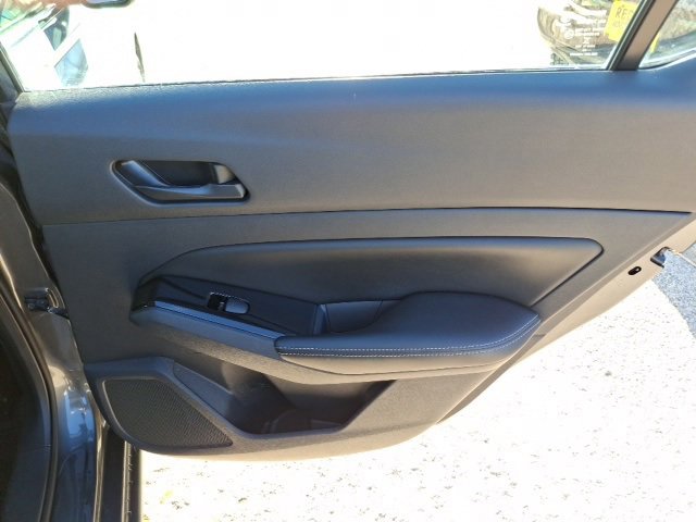 Used 2023 Nissan Altima 2.5 SV image 12