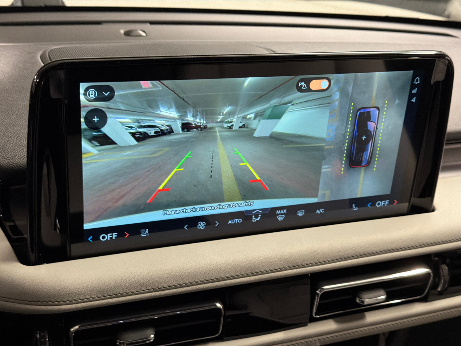 New 2027 Lincoln Aviator AWD image 30