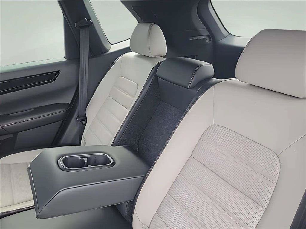 Used 2023 Honda CR-V Sport Touring image 17