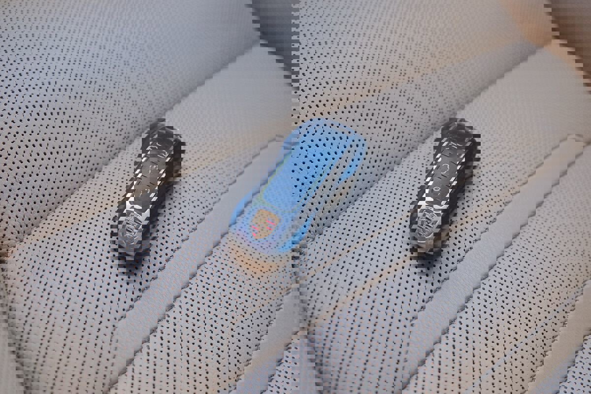 Used 2017 Porsche Panamera image 10