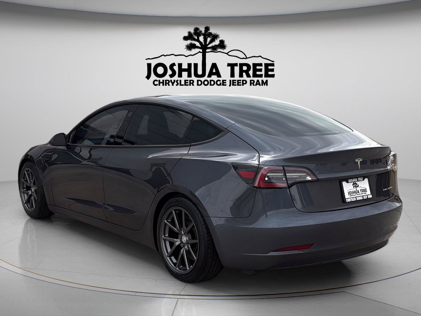 Used 2020 Tesla Model 3 Long Range AWD/4WD image 9