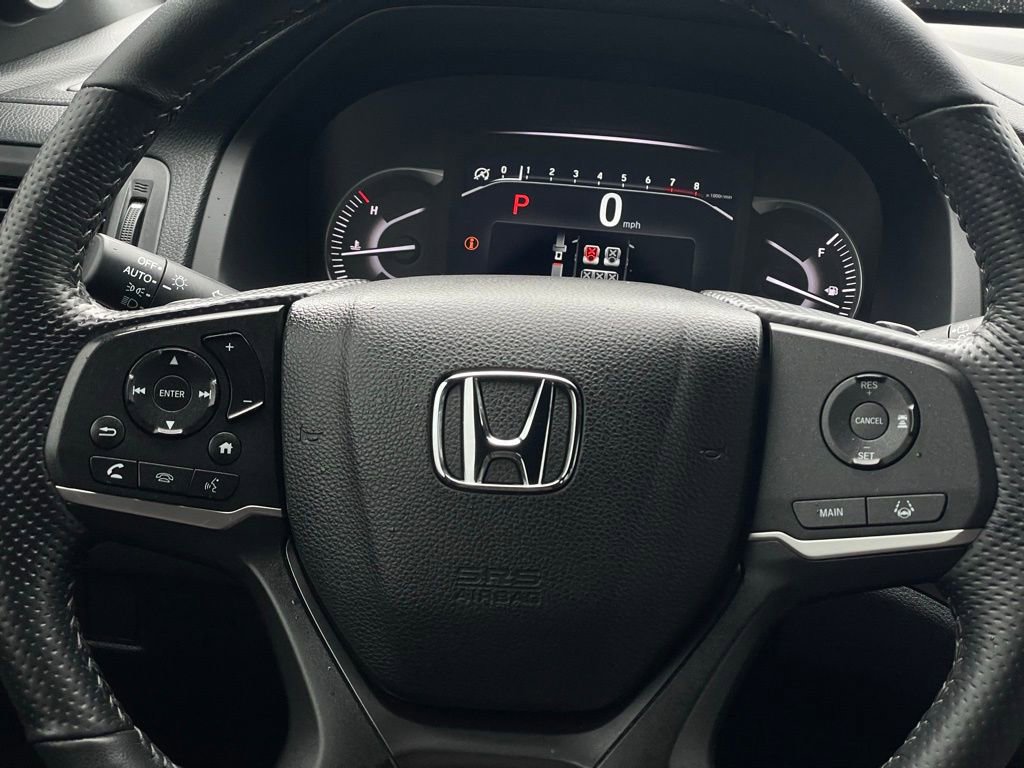 Certified 2025 Honda Passport EX-L image 12