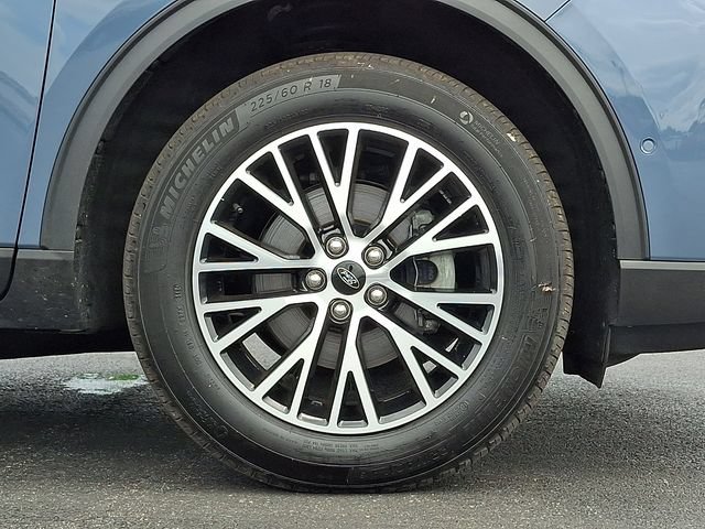 Used 2024 Ford Escape SE w/ PHEV Premium Package FWD image 8