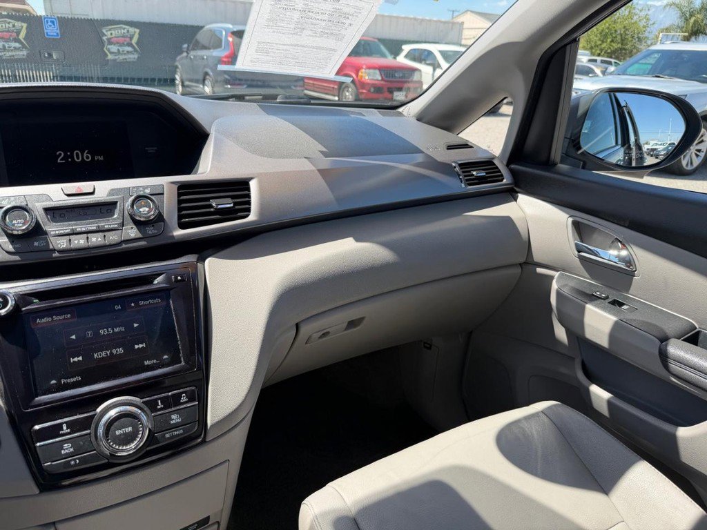 Used 2015 Honda Odyssey EX-L image 27