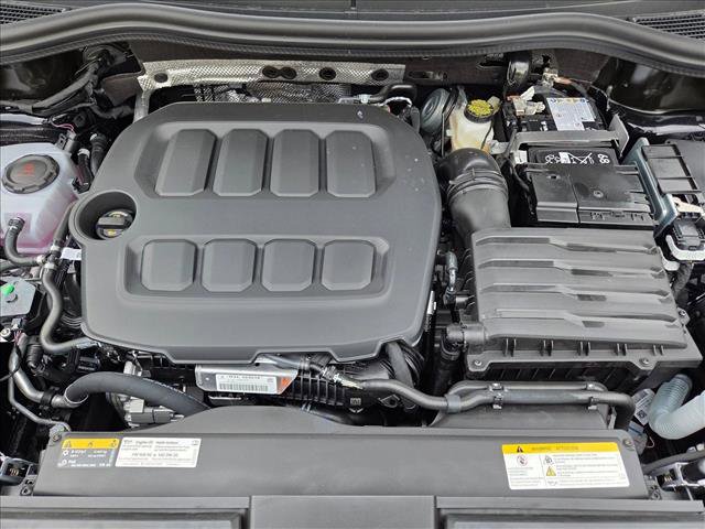 New 2026 Volkswagen Tiguan SE R-Line image 16