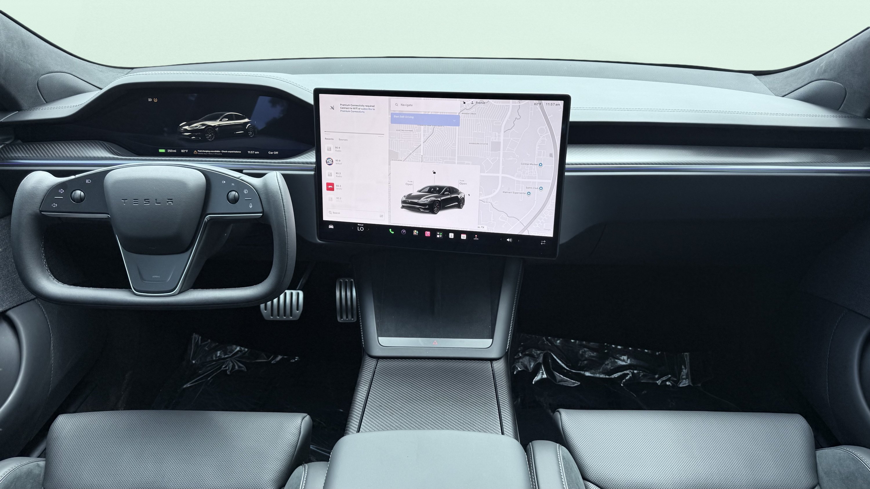 Used 2026 Tesla Model S Plaid AWD/4WD image 40