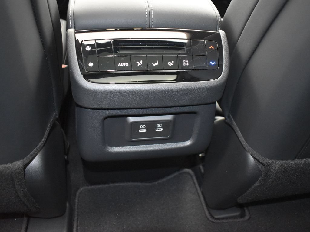 Certified 2026 INFINITI QX60 Pure w/ Cargo Package FWD image 19
