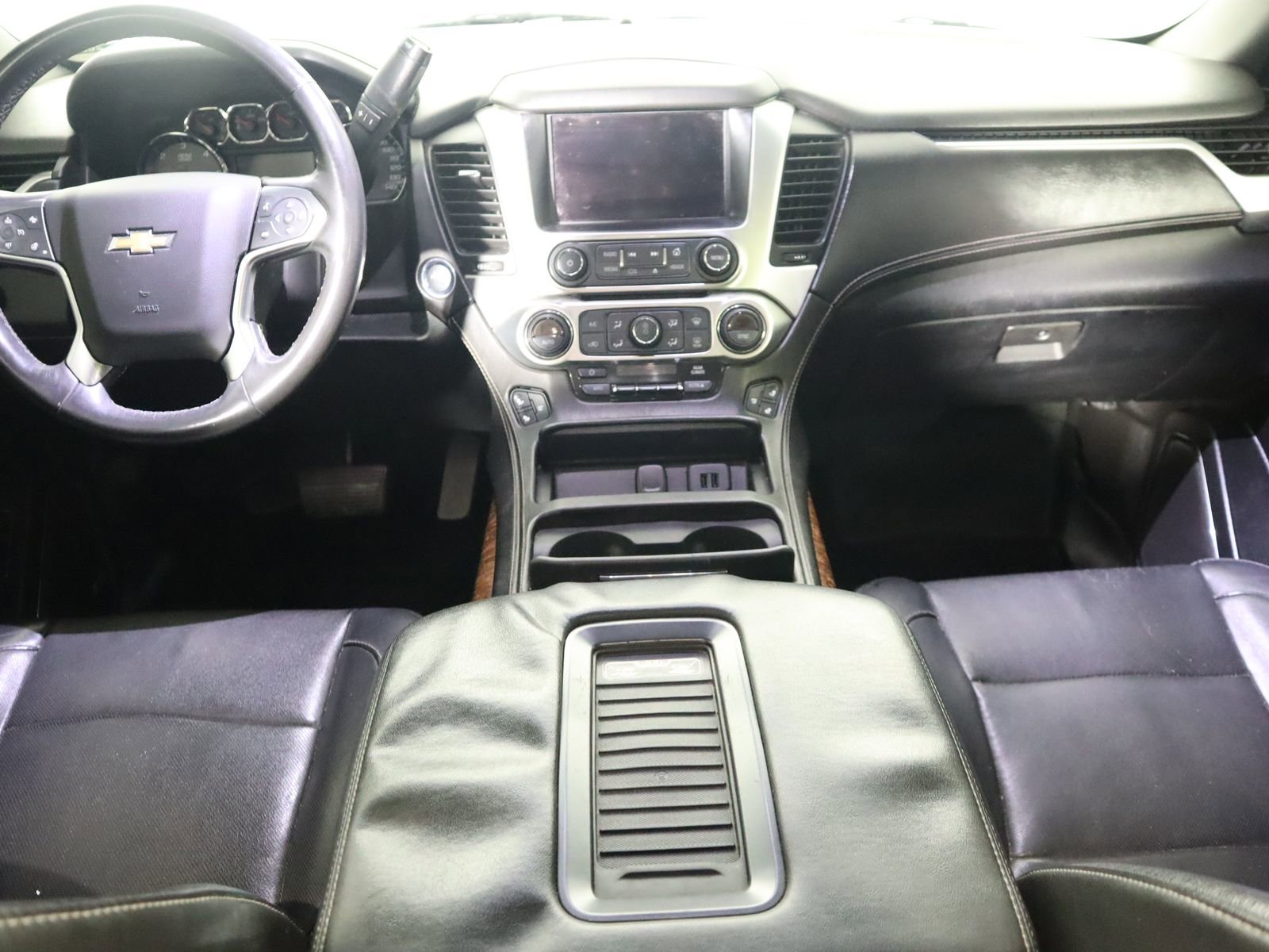 Used 2015 Chevrolet Suburban LTZ AWD/4WD image 24