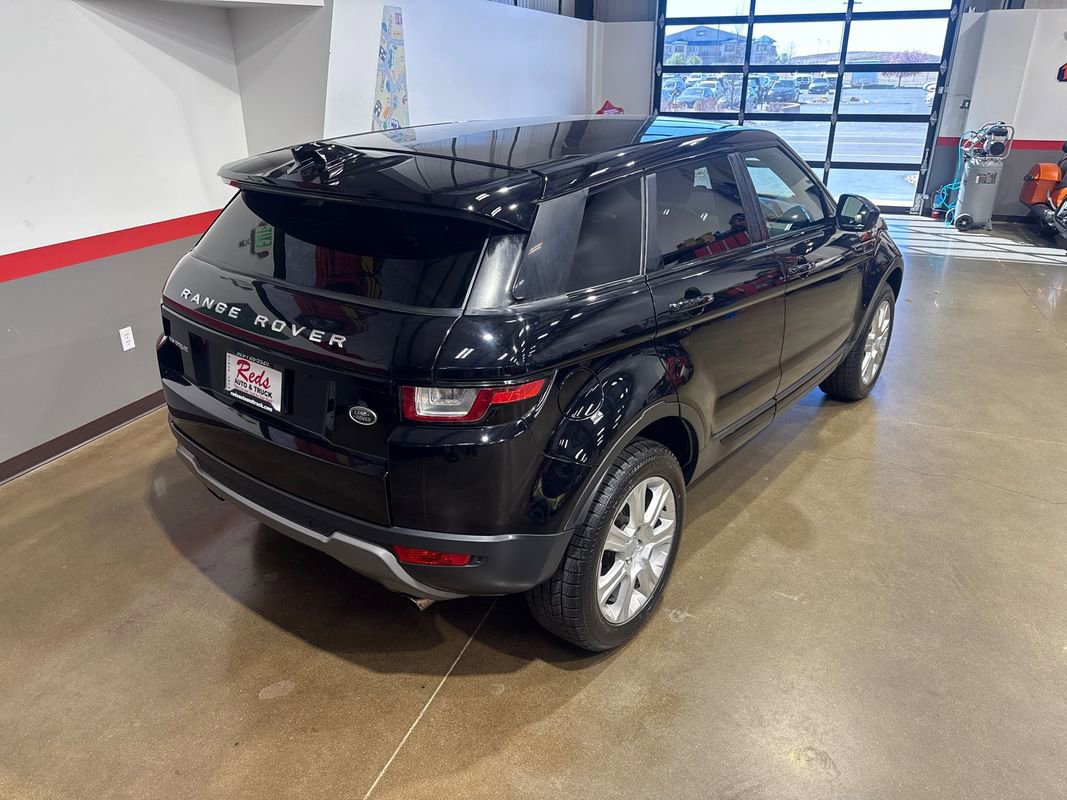 Used 2017 Land Rover Range Rover Evoque SE Premium image 46