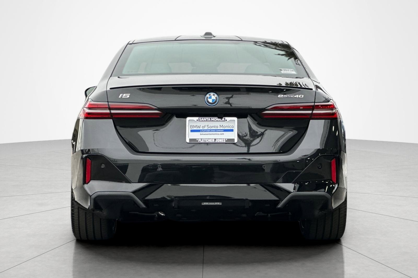 New 2026 BMW i5 M60 w/ M Sport Package RWD image 4