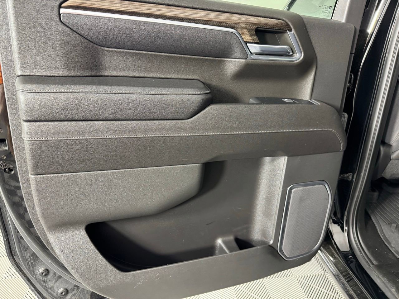 Used 2023 Chevrolet Silverado 1500 LT Trail Boss w/ Convenience Package II image 24