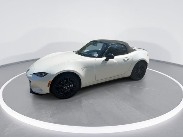 New 2026 MAZDA MX-5 Miata Club w/ Interior Package RWD image 4