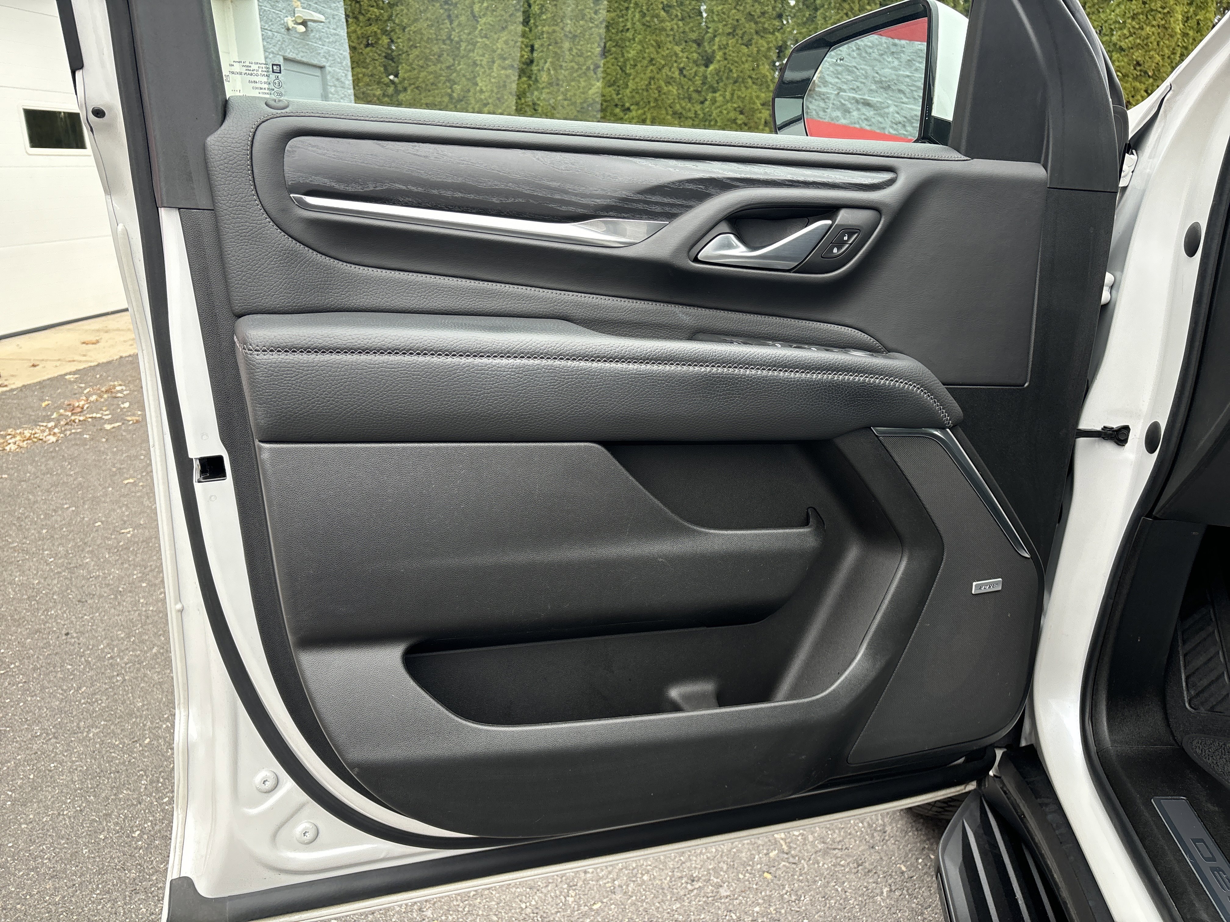 Used 2022 GMC Yukon Denali w/ Max Trailering Package image 17