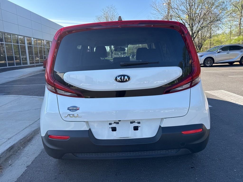 Used 2020 Kia Soul LX image 6