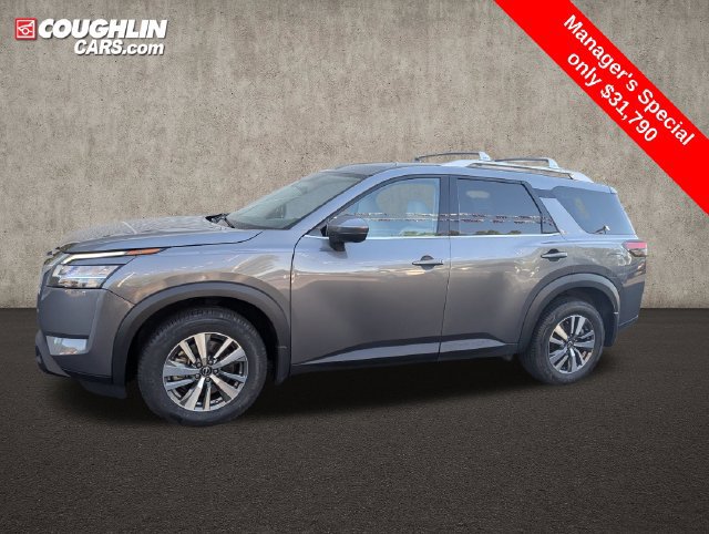 Used 2024 Nissan Pathfinder SL AWD/4WD image 5