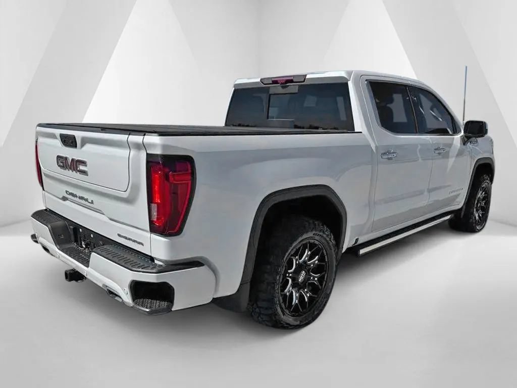 Used 2024 GMC Sierra 1500 Denali AWD/4WD image 7